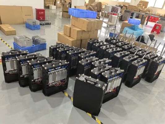 مسدود کننده سیگنال ضد پهپاد ضد آب برای محدوده پارازیت 3000 متری OEM ODM در فضای باز